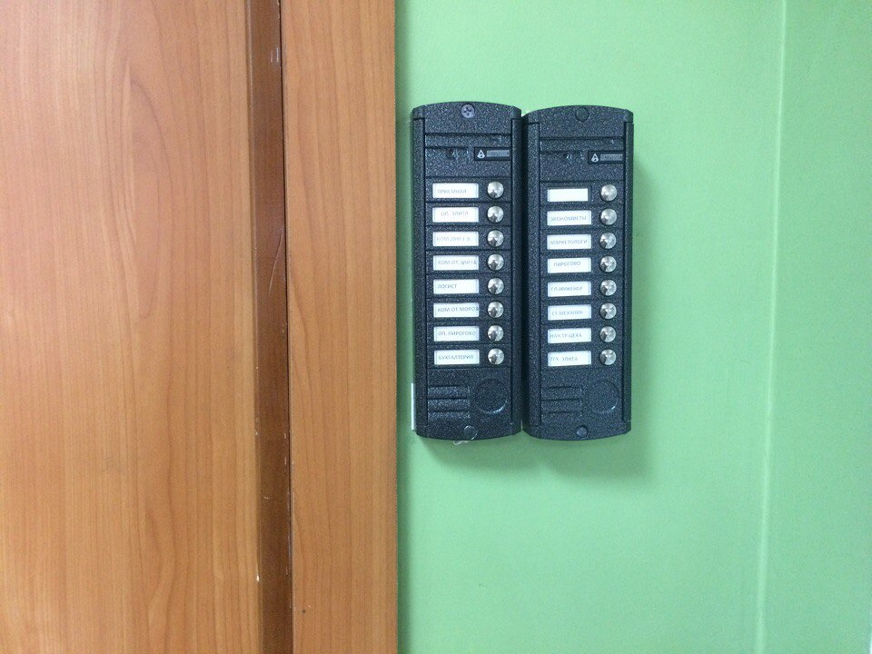 qxvDi2fBj9U.jpg